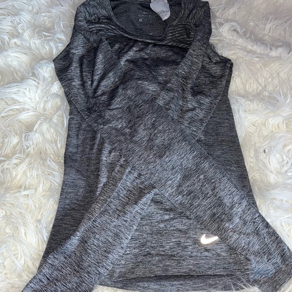 Nike Dri-FIT Seamless Long Sleeve Top XS - Picture 5 of 8